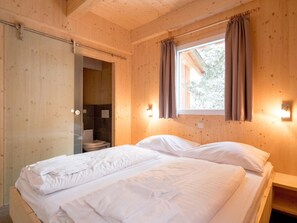 Chalet | 5 dormitorios y mobiliario individual