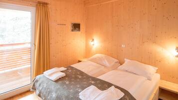 Chalet | 5 bedrooms, individually furnished, bed sheets