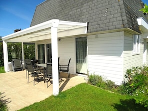House | 3 bedrooms, individually furnished