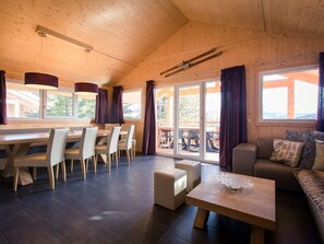 Chalet | Dining - Premium Chalet With Infrared Sauna (Stadl-Predlitz)
