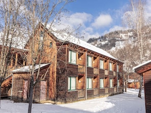 Apartment | Exterior - Nice Studio With Balcony (Sankt Georgen am Kreischberg)