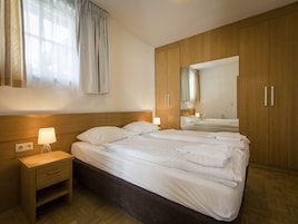 Apartamento | 2 dormitorios, mobiliario individual, ropa de cama