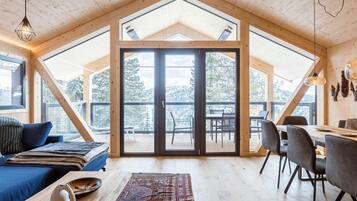 Chalet | Living area