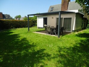 House | Exterior - Family & Pet-friendly Escape (Breskens)