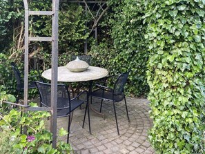 House | Garden