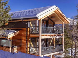 Chalet | Exterior