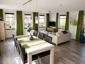 House | Dining