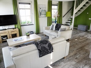 House | Living room