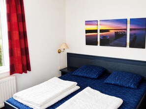 4 habitaciones y muebles diferentes 