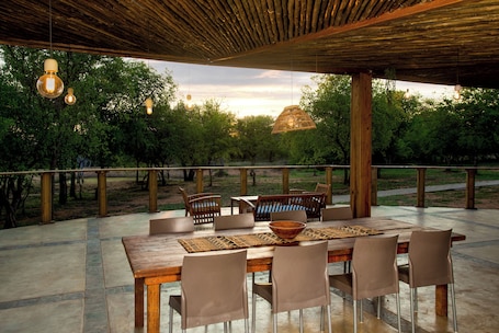 Terrace/patio. Kubu Bush Lodge