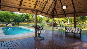 Sun deck