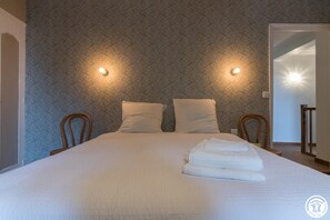 Wifi gratis y ropa de cama
