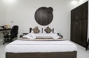 Daily to-go breakfast (INR 249 per person) - Arristo Resorts & Club (Ahmedabad)