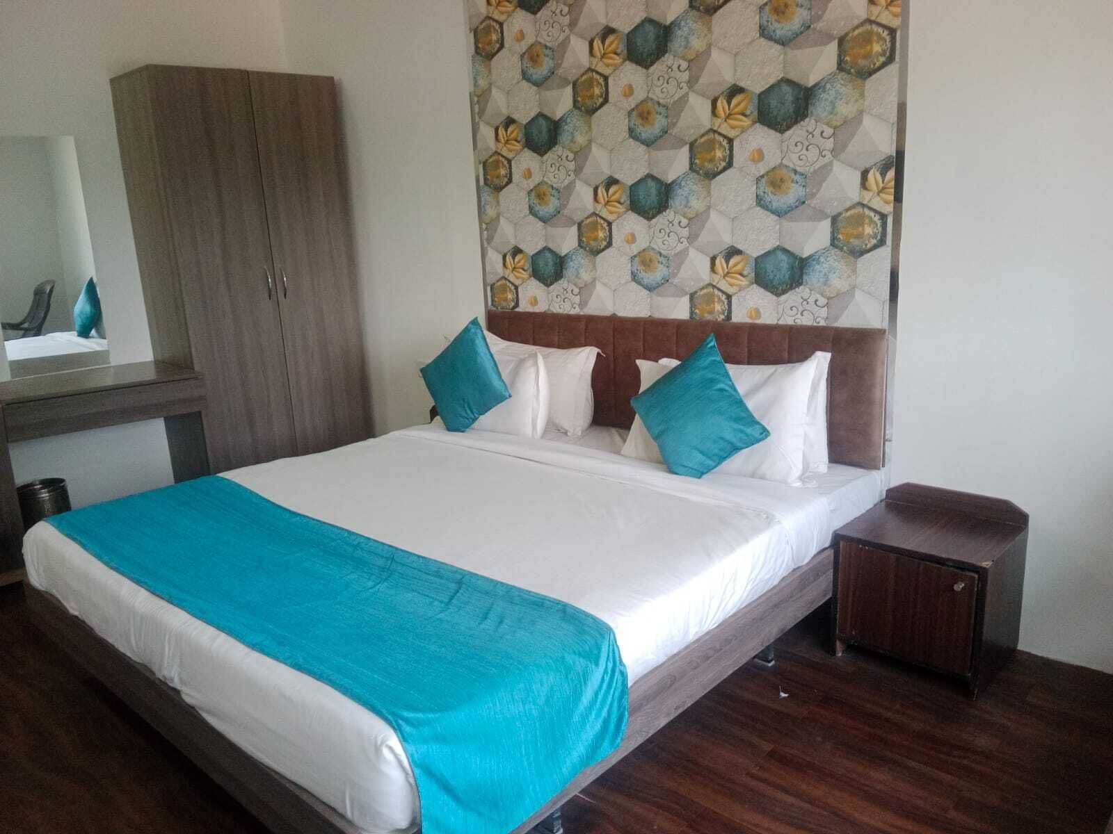 Ropa de cama de alta calidad, cubrecamas y colchones con pillow-top 