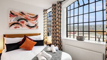 Apartment | 3 bedrooms, iron/ironing board, free WiFi, bed sheets