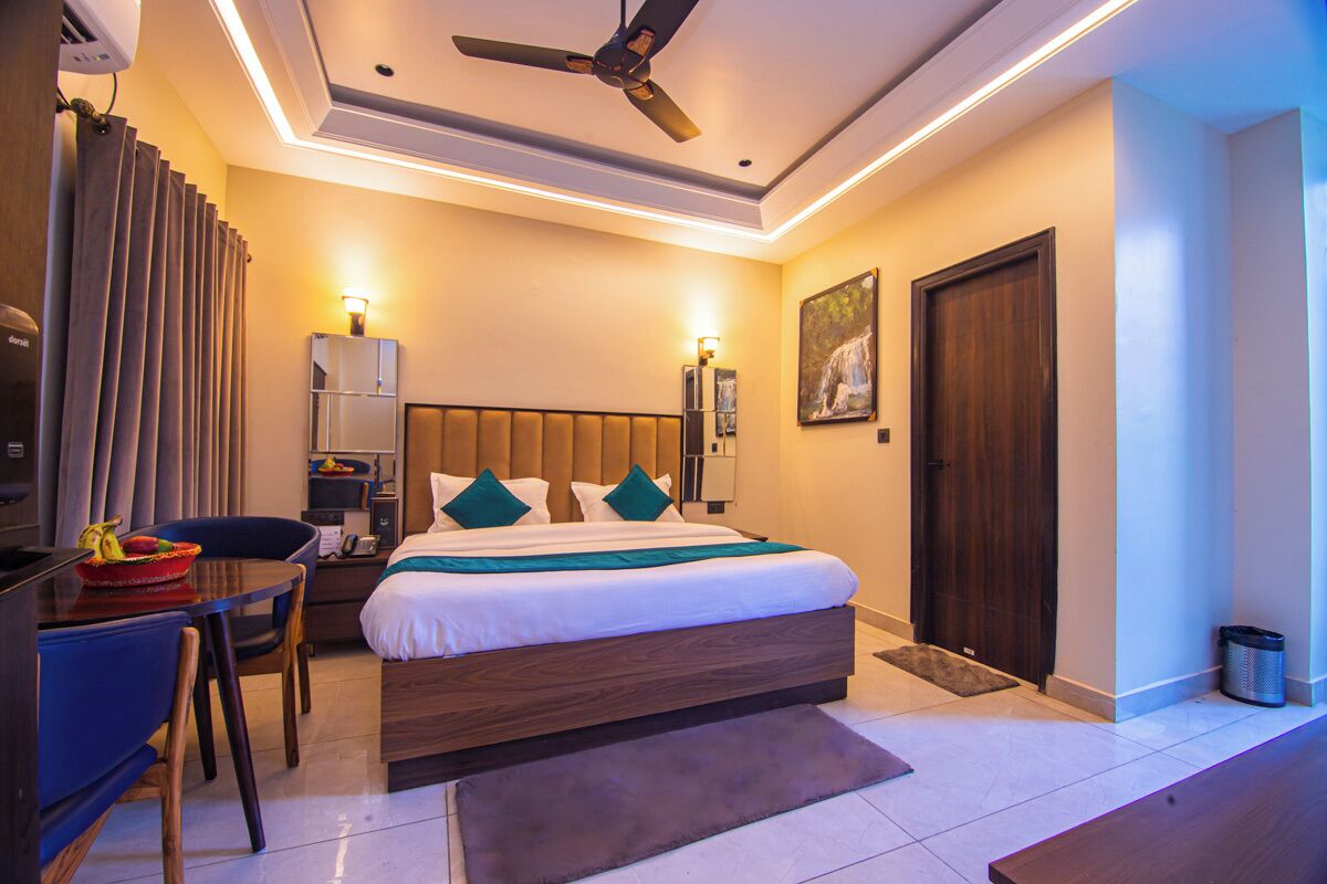 Superior Room | In-room safe, desk, laptop workspace, soundproofing