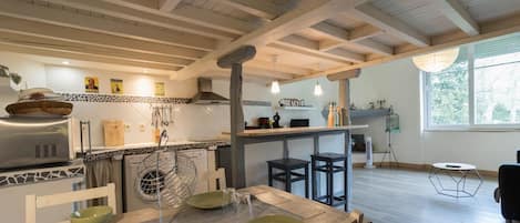 Fridge, microwave, dishwasher, high chair