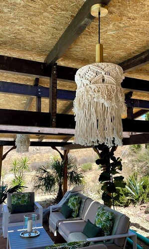 Miluna Oasis Suites - Sleeps4-pool-mountainview