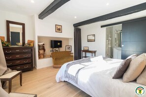 5 habitaciones, wifi gratis y ropa de cama