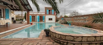 Au Village - ROQUES - Gîte