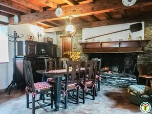 Dining - Chez Marthe - Melles (Melles)