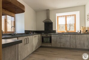 Fridge, microwave, dishwasher, high chair
