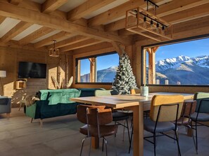 Dining - Pyrenean chalet Fryo - Poubeau (Poubeau)