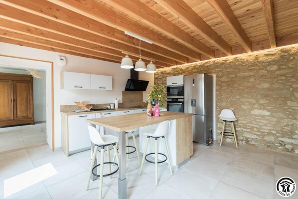 Fridge, microwave, dishwasher, high chair