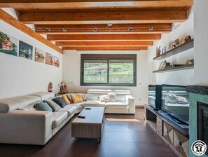 TV - Le Balestan - SAINT-BEAT-LEZ (SAINT-BEAT-LEZ)