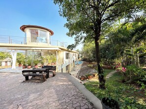 Front of property - Embera by Joy Suites (Mawal)