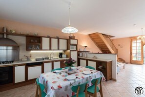 Fridge, microwave, dishwasher, high chair