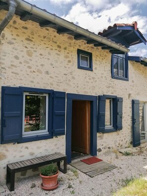 Exterior detail - Le Gar - Labarthe-Rivière (Labarthe-Rivière)