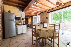 Fridge, microwave, dishwasher, highchair