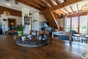 Dining - La Ferme de Menoun - Thil (Thil)