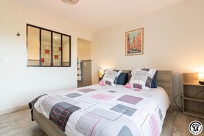 4 bedrooms, free WiFi