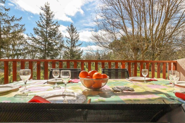 Outdoor dining - Farguettou - NAILLOUX (NAILLOUX)