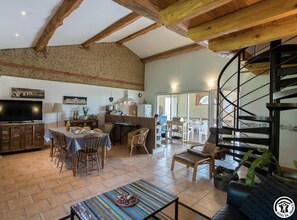 Interior - La Tourasse - Les Blés (LAMASQUERE)