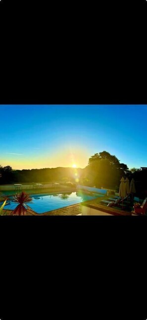 Pool - Le Petit Manoir de Campagne (SALERM)