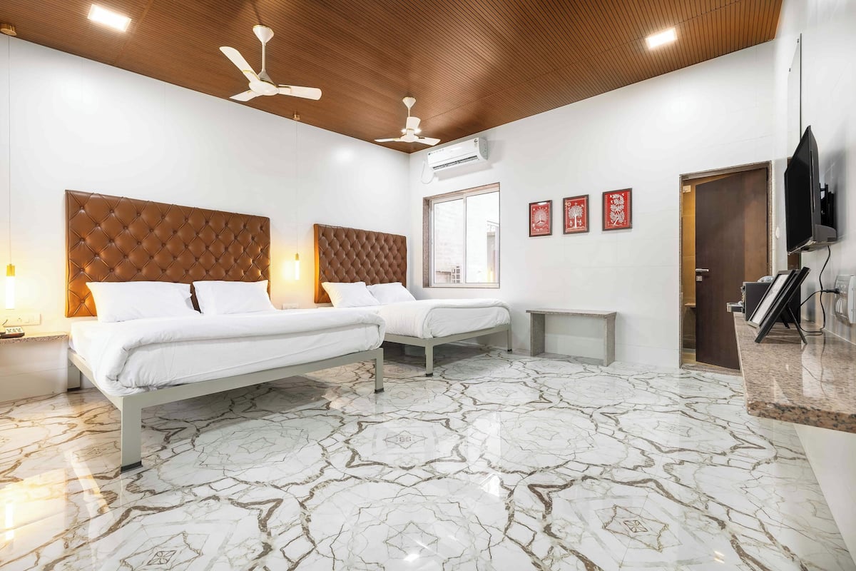 Family Double Room, Patio, Courtyard View | Interior