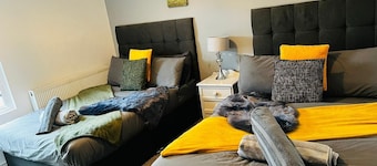 Stay in Comfort , Completely Renovated