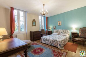 3 chambres, accès au Wi-Fi (inclus)