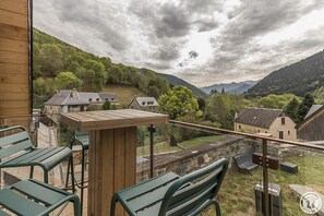 Outdoor dining - La Grange de Mayrègne - MAYREGNE (MAYREGNE)