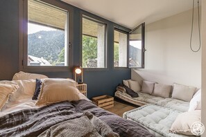 6 bedrooms, free WiFi