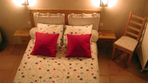 Desk, free WiFi, bed sheets