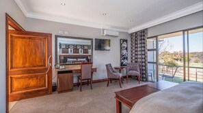 In-room safe, desk, laptop workspace, free WiFi