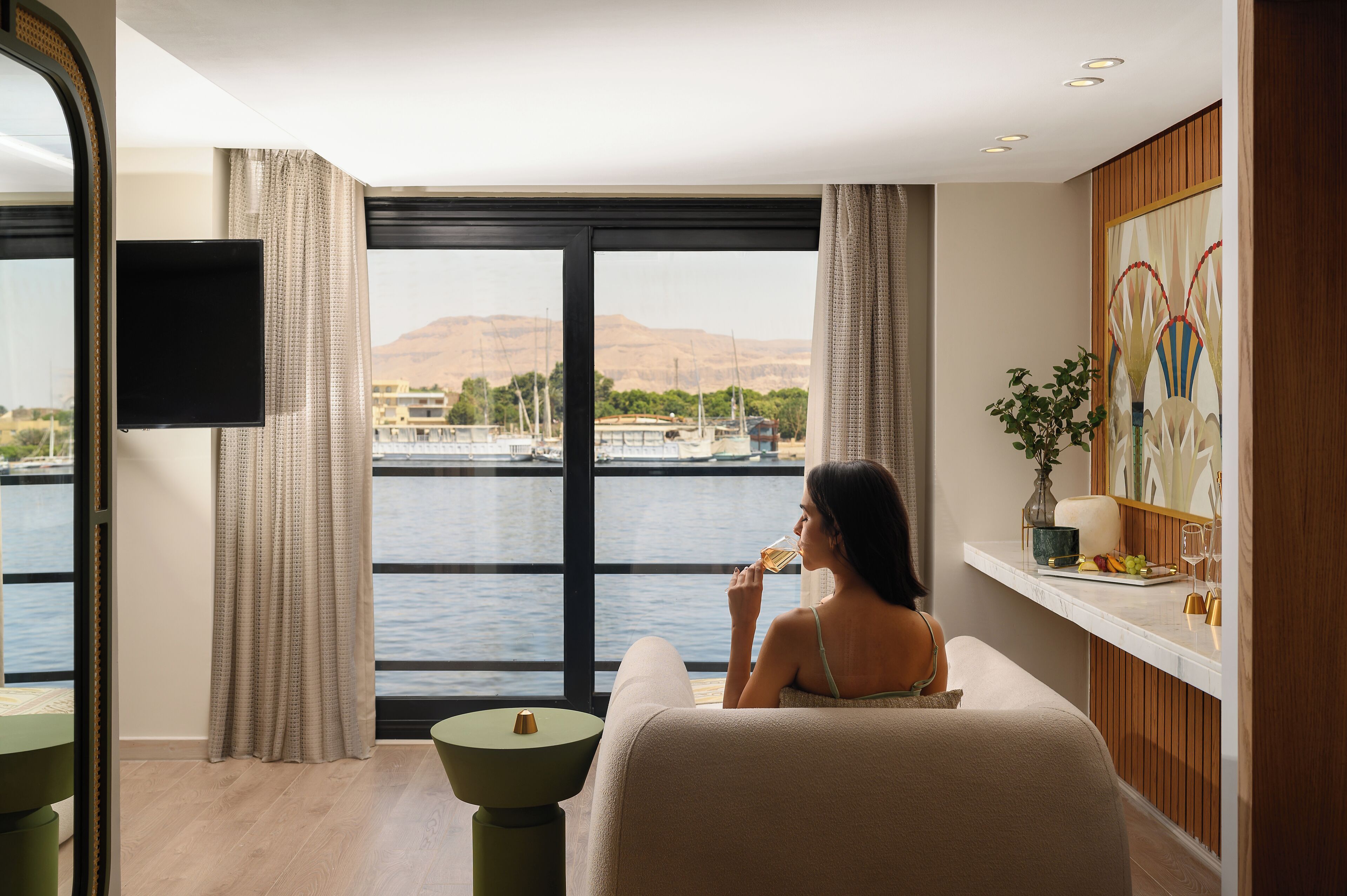 Royal Suite, River View | Minibar, in-room safe, iron/ironing board, free WiFi