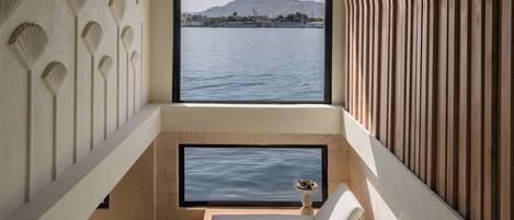 Sauna, bain à remous, hammam, massages