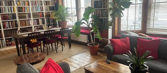 Hastings Old Town with Seaview.