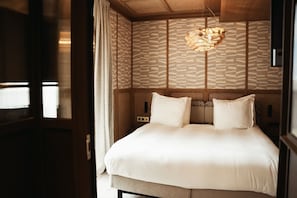 Premium bedding, free minibar, in-room safe, desk - The Diamond (Amsterdam)