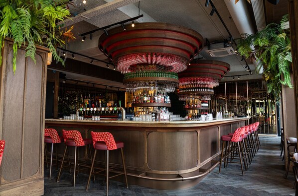 2 restaurants servant le petit déjeuner